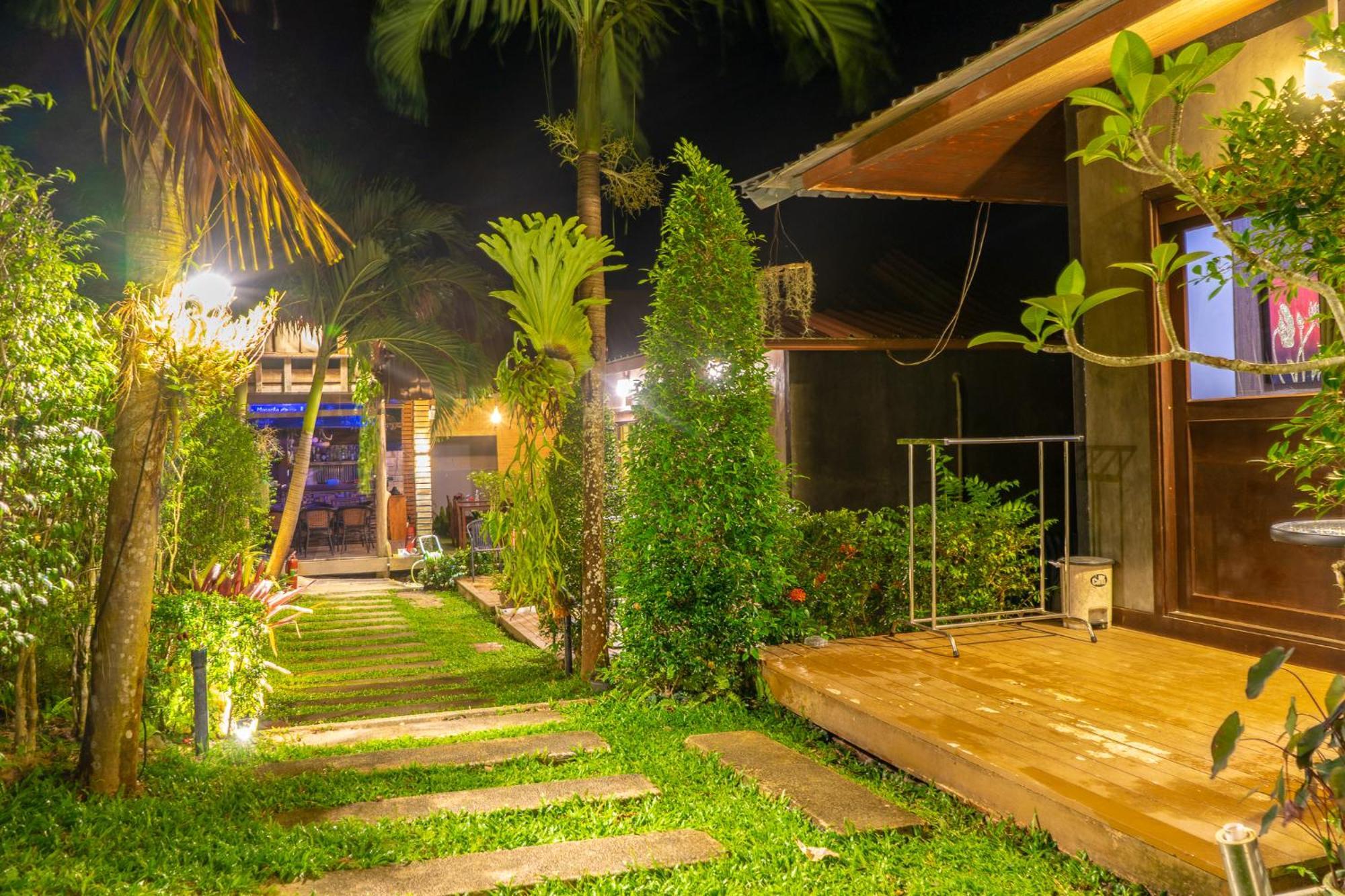 Good Mood Resort Koh Lipe Buitenkant foto